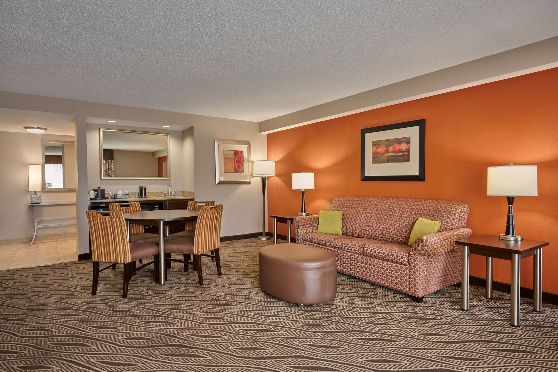Hampton Inn by Hilton Evansville/Airport Room Type - 1 KNG 2 RM STE OTH NOSMOKE