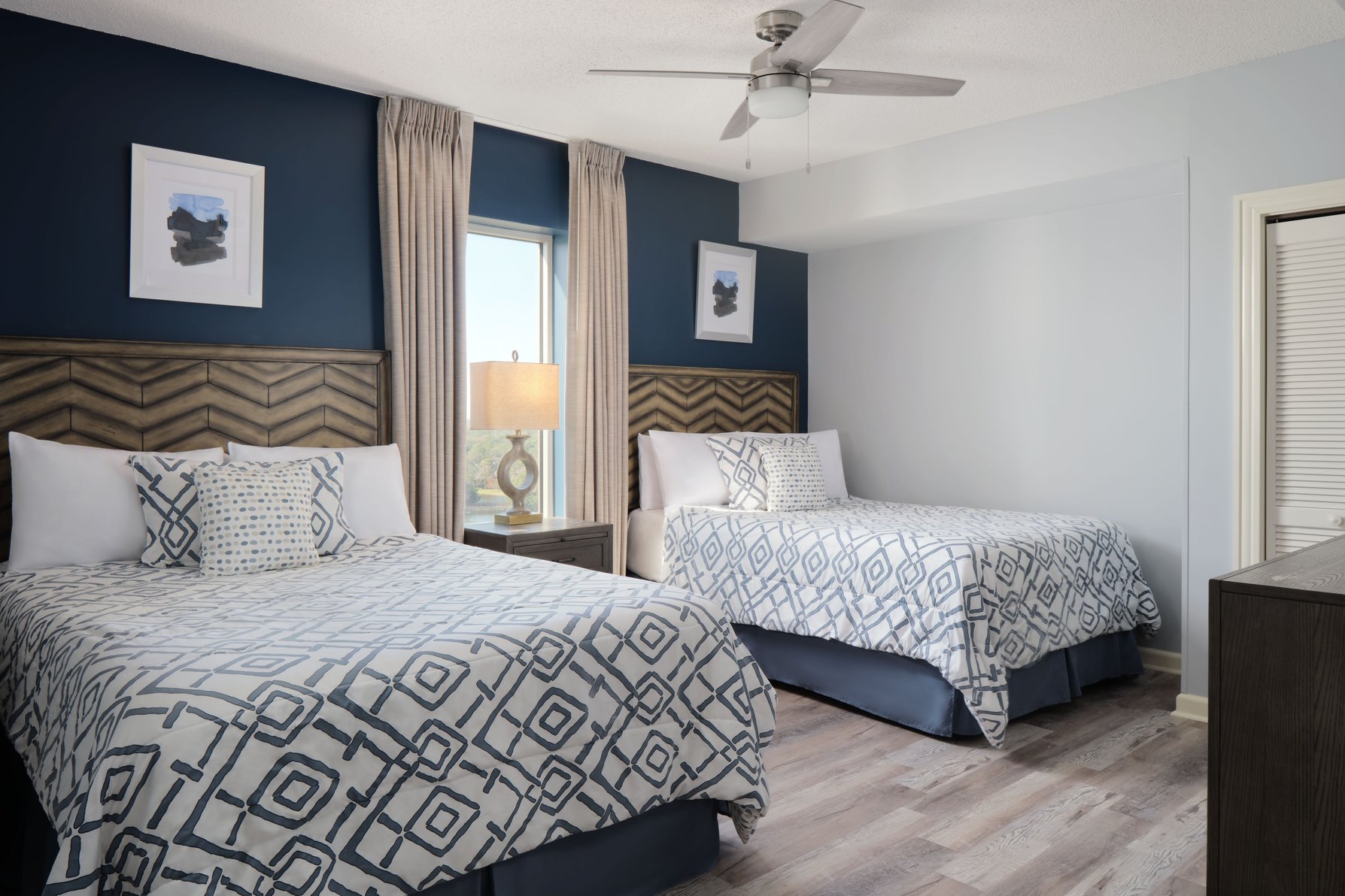 Royal Palms 704 by RedAwning Room Type - 2 BDRM OCEANFRNT-1KNG 2QNS