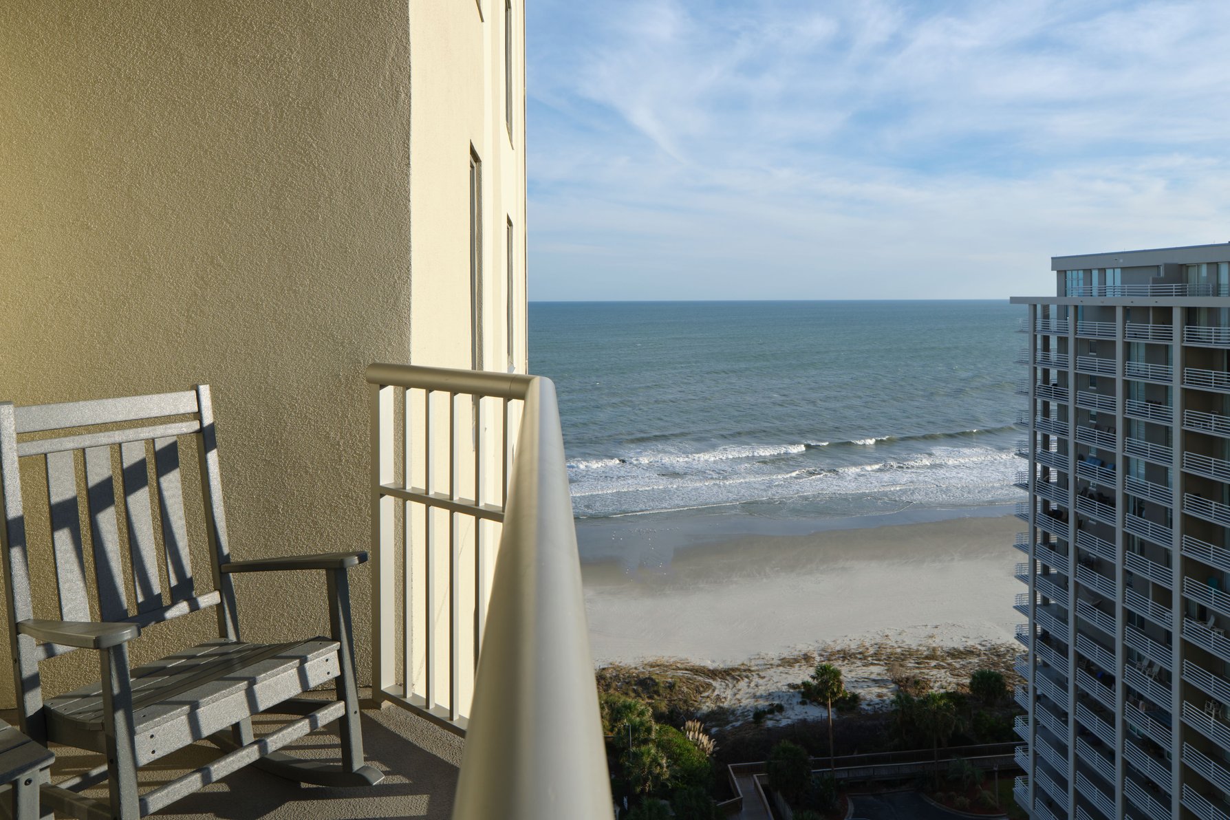 Royal Palms 704 by RedAwning Room Type - 1 KING GUESTROOM OCEANVIEW