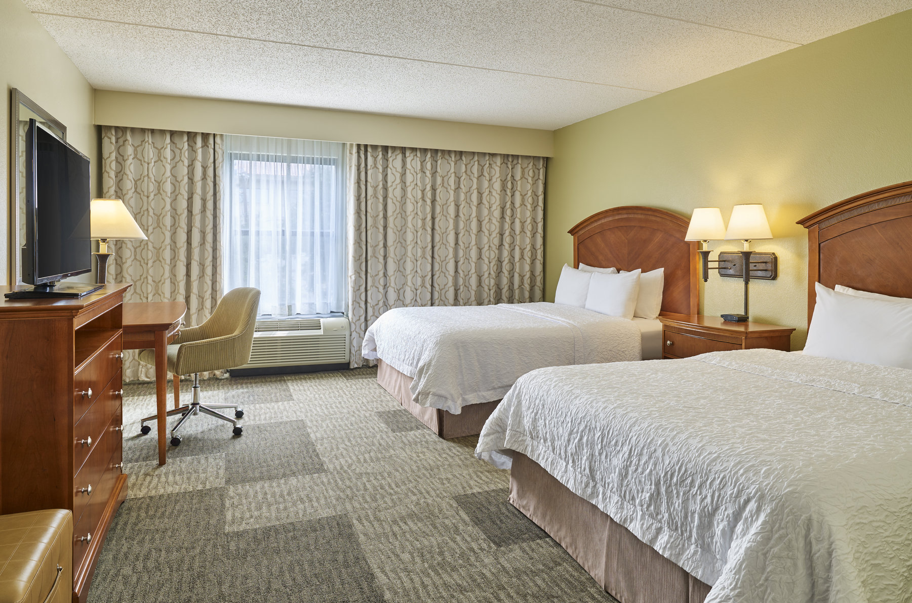 Hampton Inn San Antonio-Northwoods Room Type - 2QN MOB HEARING ACC TUB NS