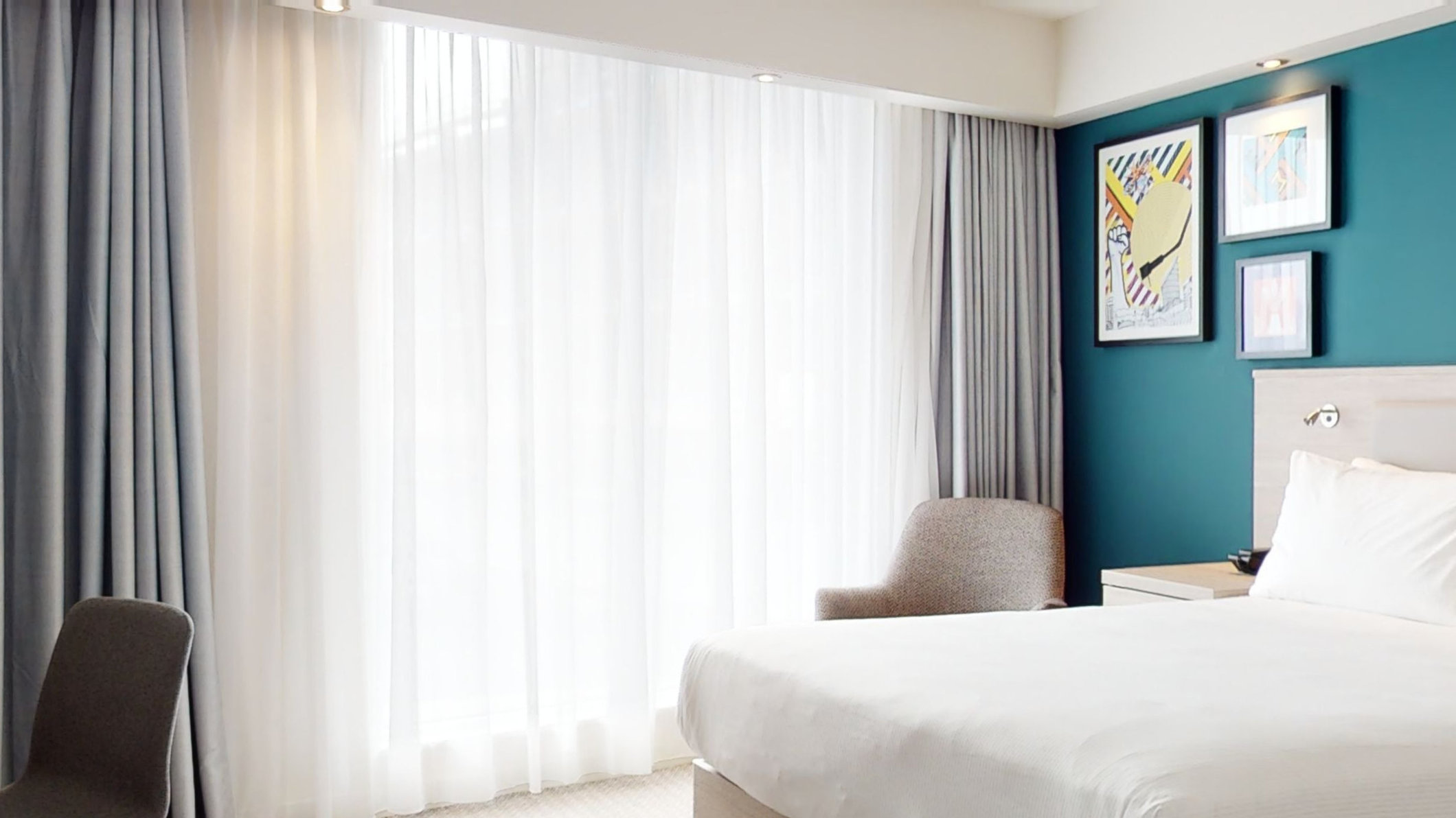 Hampton by Hilton Manchester Northern Quarter Room Type - QUEEN ACCESSIBLE ROOM