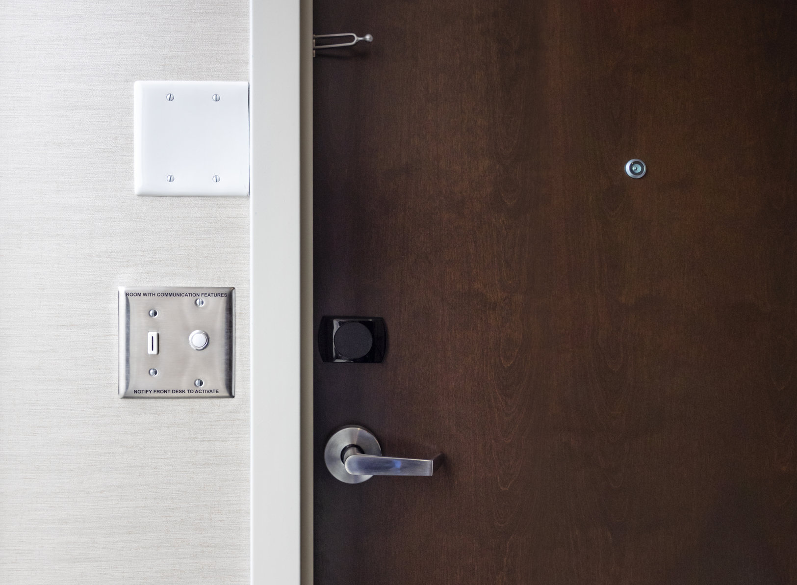 DoubleTree by Hilton Jamestown Room Type - 1 KING BED HEARING ACCESS