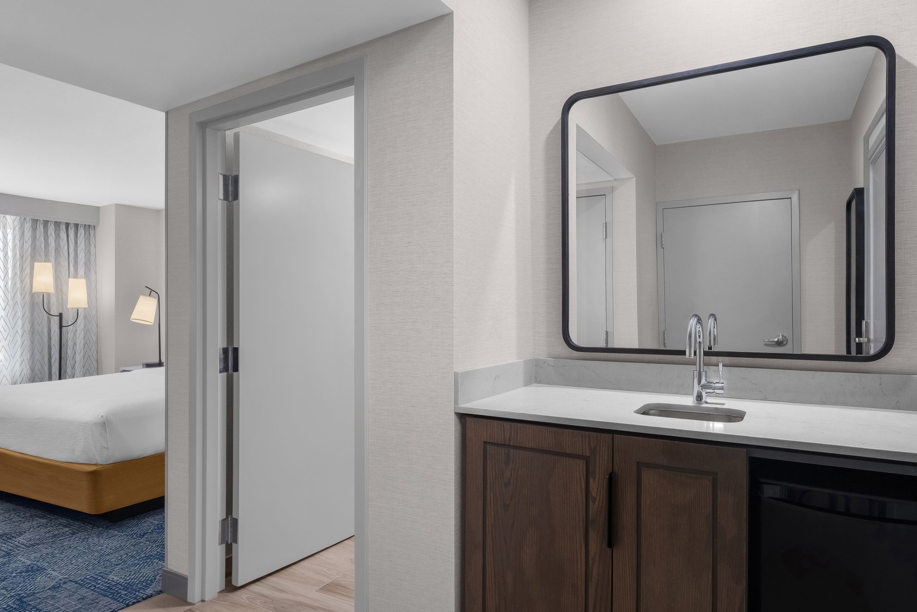 Embassy Suites by Hilton El Paso Room Type - 1 KING 2 ROOM SUITE