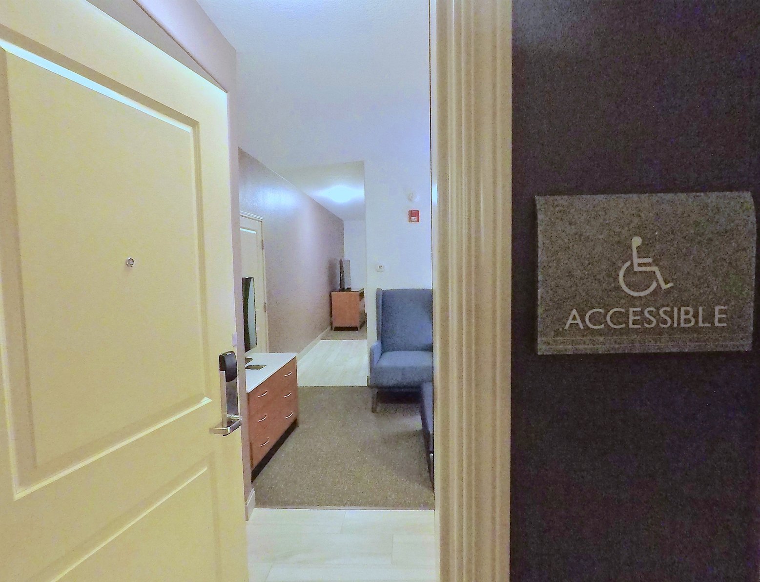 Hilton Garden Inn West des Moines Room Type - 1KG STE MOB HEA ACC RI-SHW