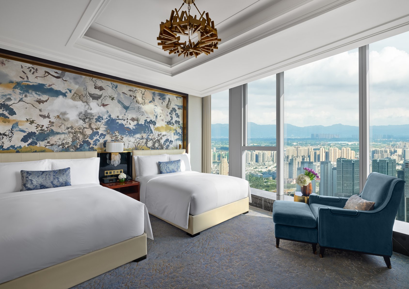 Waldorf Astoria Chengdu by Hilton Room Type - FAMILY CONNECTING SUITE