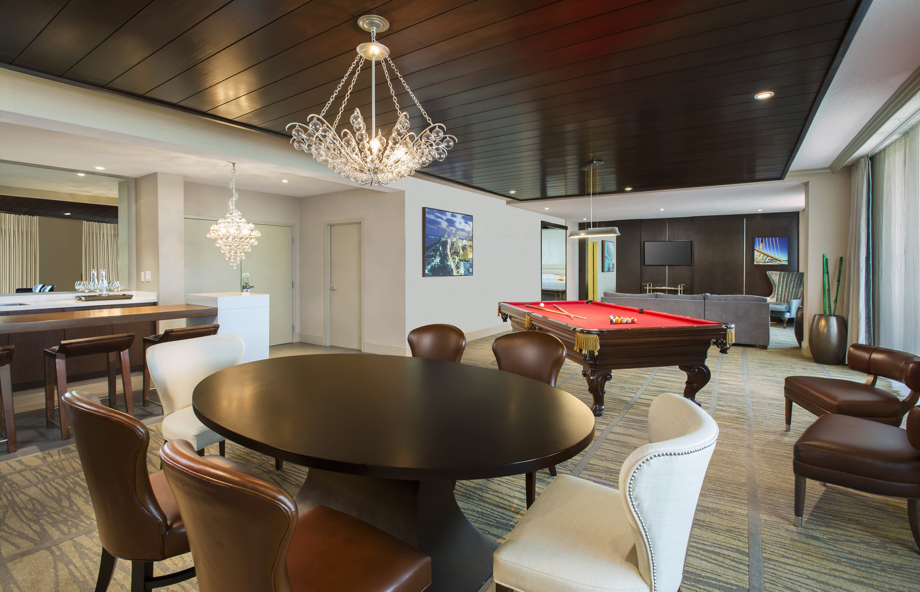 DoubleTree by Hilton Hotel Miami Airport & Convention Center Room Type - 1 KING PRESIDENTIAL SUITE