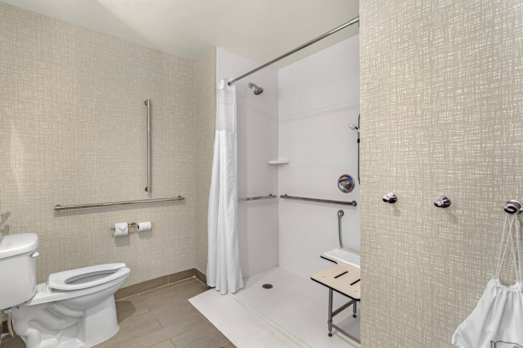 Hampton Inn & Suites Alachua I-75, FL Room Type - 1 KN ACC RI SHWR STE NS
