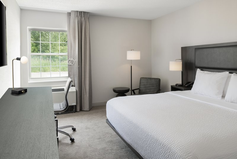 Holiday Inn Express St. Albans