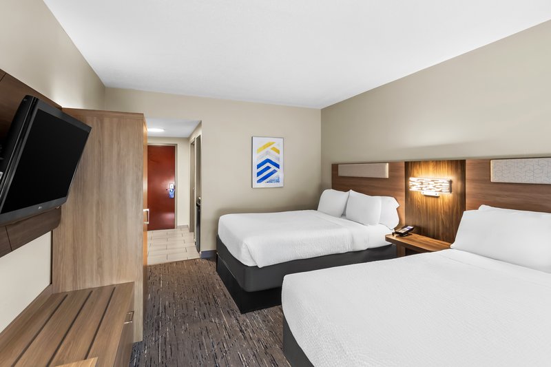 HOLIDAY INN EXP STES SOUTHRIDGE