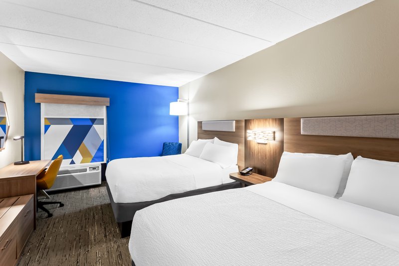 2 QUEEN BEDS NONSMOKING