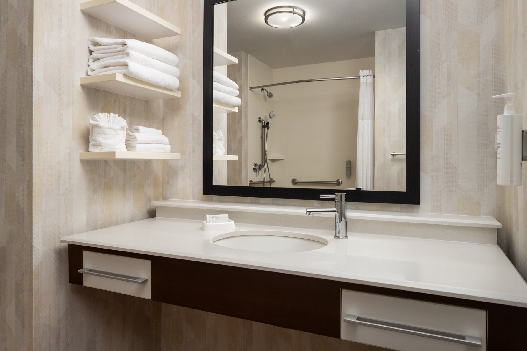 Hampton Inn & Suites by Hilton Whitefish Room Type - 2QN MOB HEARING ACC TUB NS