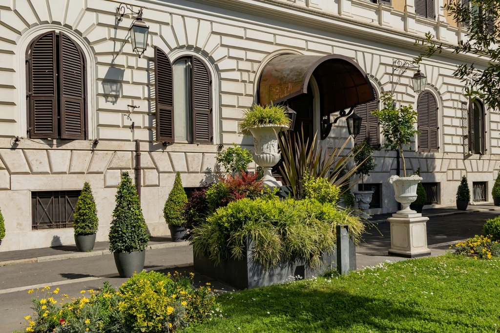 Guest photo