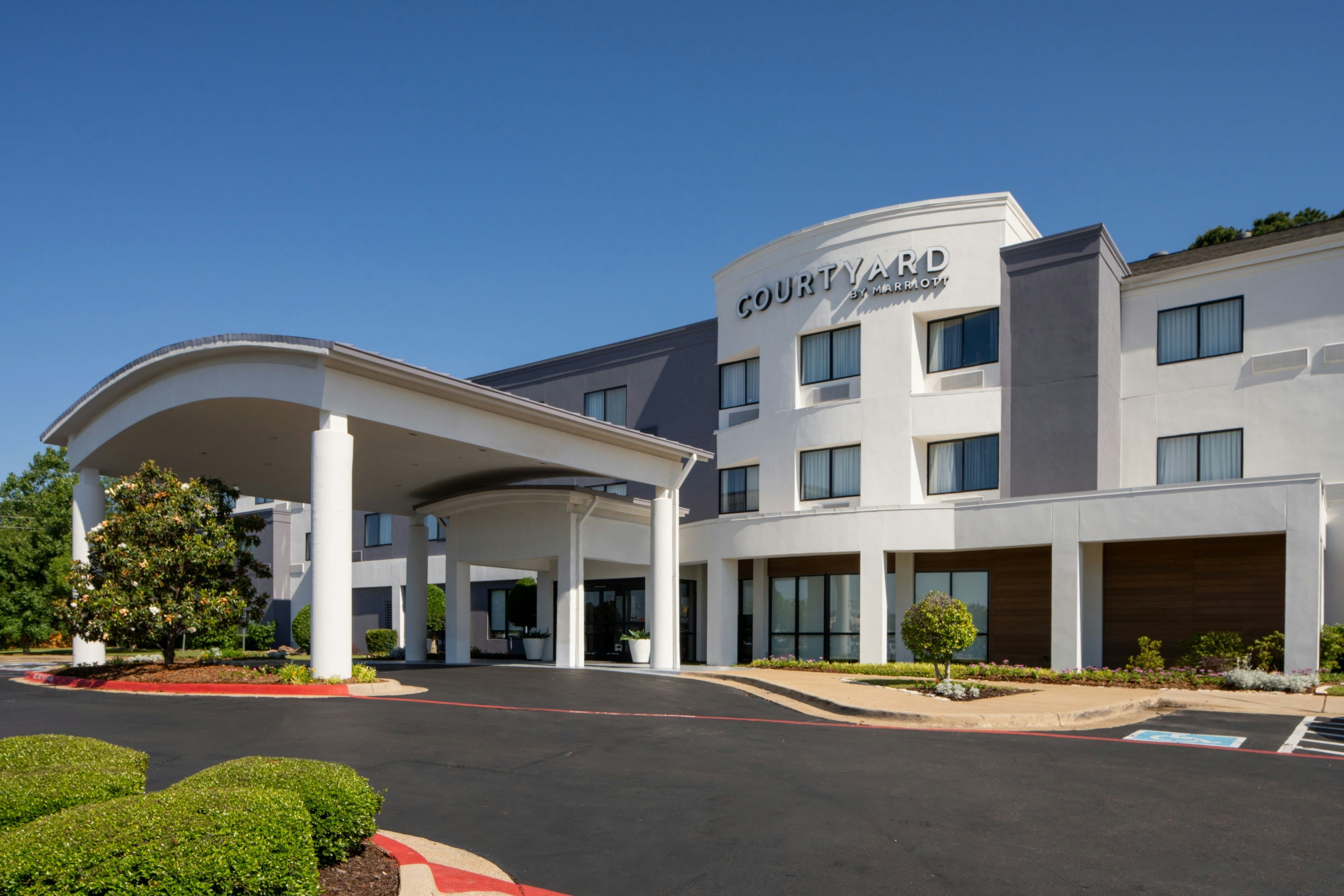 Courtyard By Marriott Texarkana