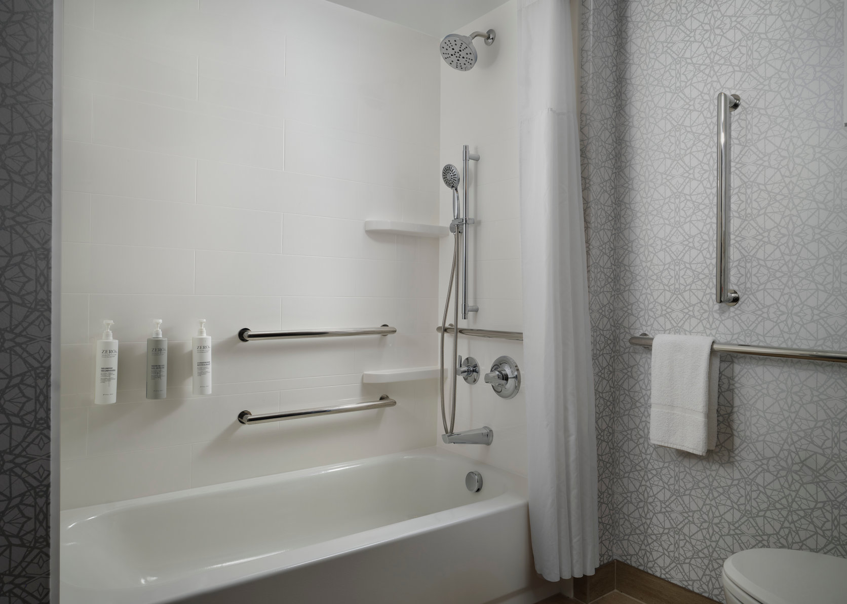 Hampton Inn Troy Room Type - 2QN MOB HEARING ACC TUB NS