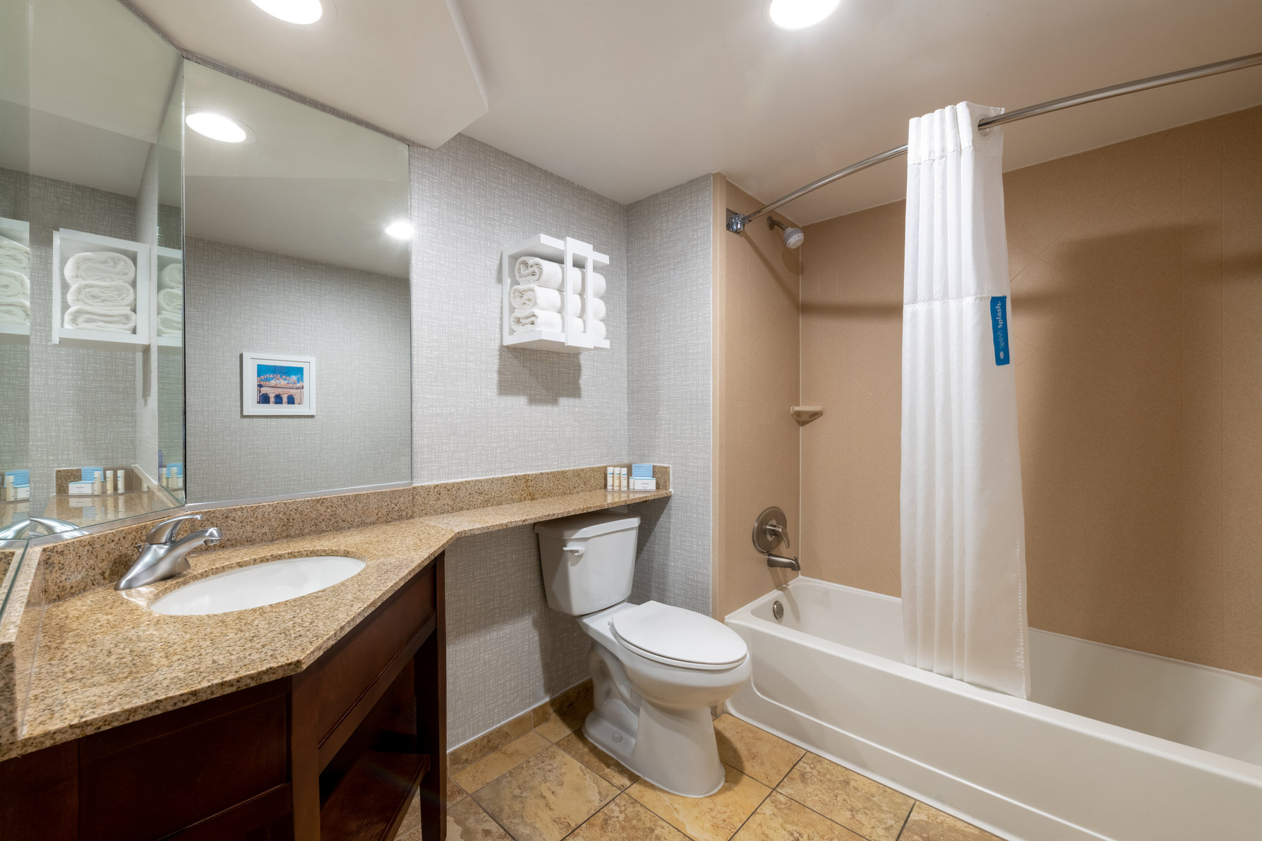 Hampton Inn Denver-Intl Airport Room Type - DOUBLE QUEEN NON SMOKING