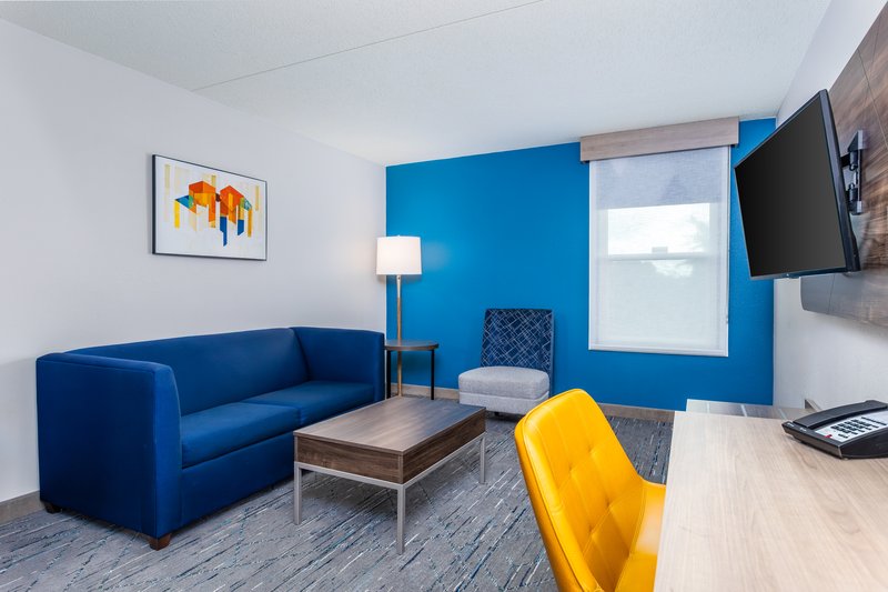 Holiday Inn Express – Military Hoge Hall