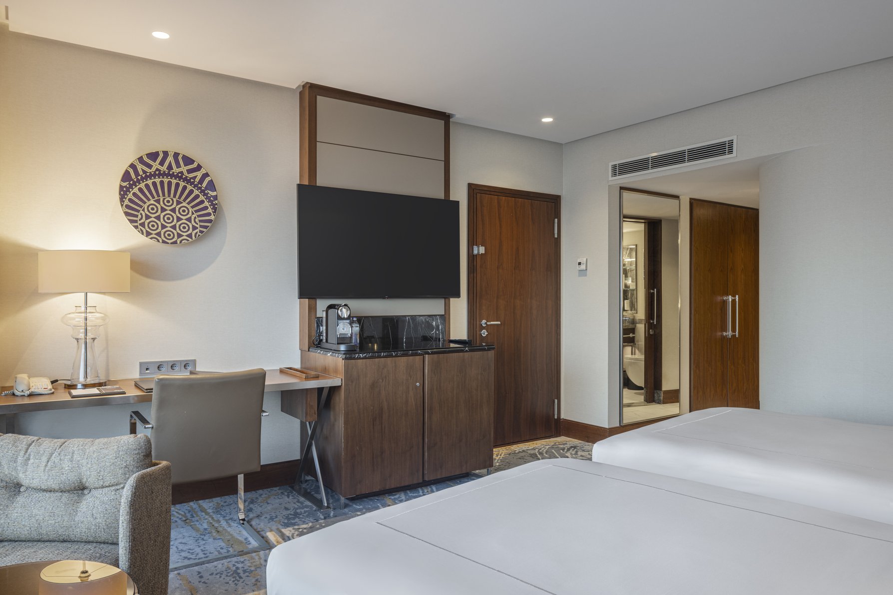 Conrad Istanbul Bosphorus Room Type - TWIN DELUXE PARK VIEW