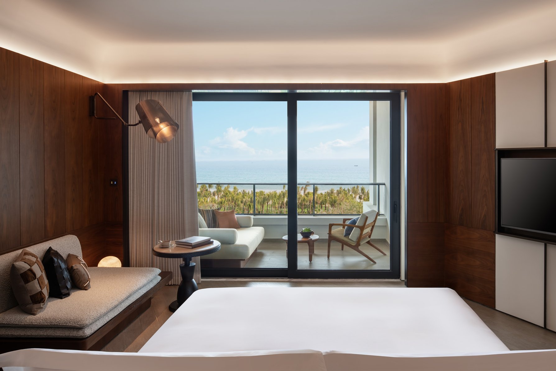 Kimpton Aqeos Hainan Room Type - 1 King Essential Oceanfront