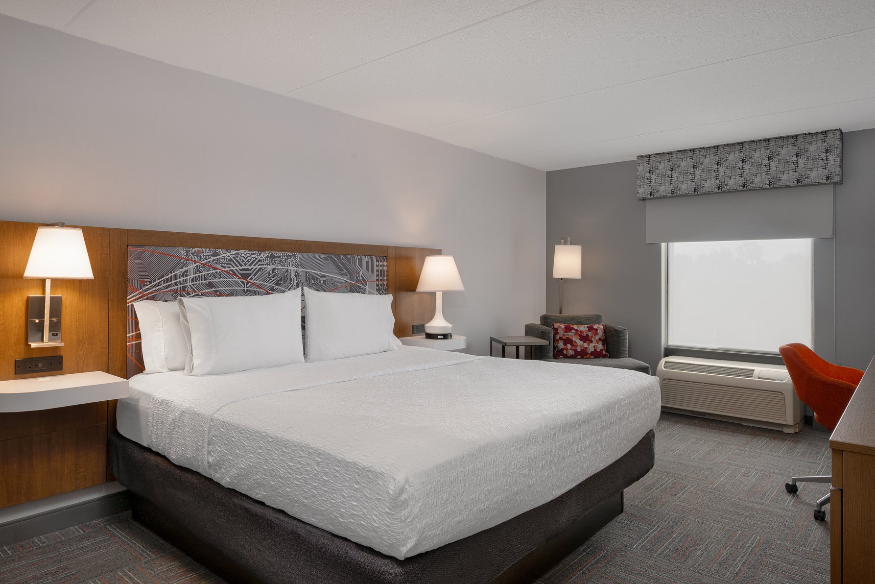 Hampton Inn Dubuque Room Type - 1KG MOB HR ACC RI-S STE NS