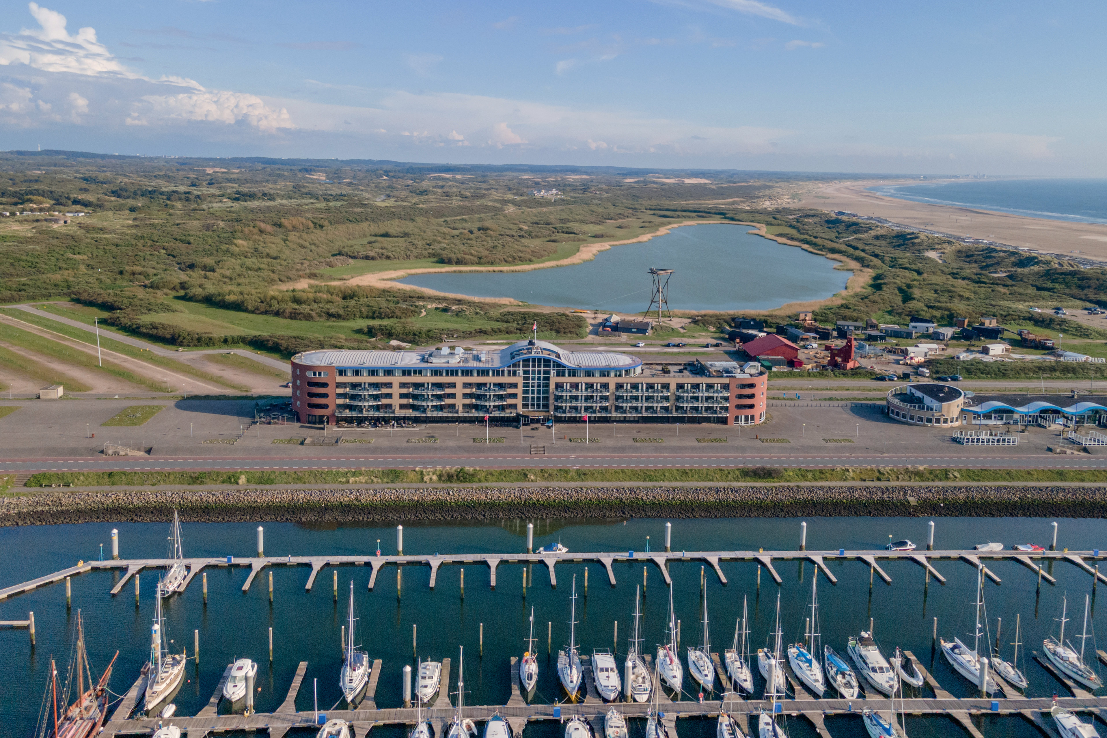Leonardo Hotel Ijmuiden Seaport Beach