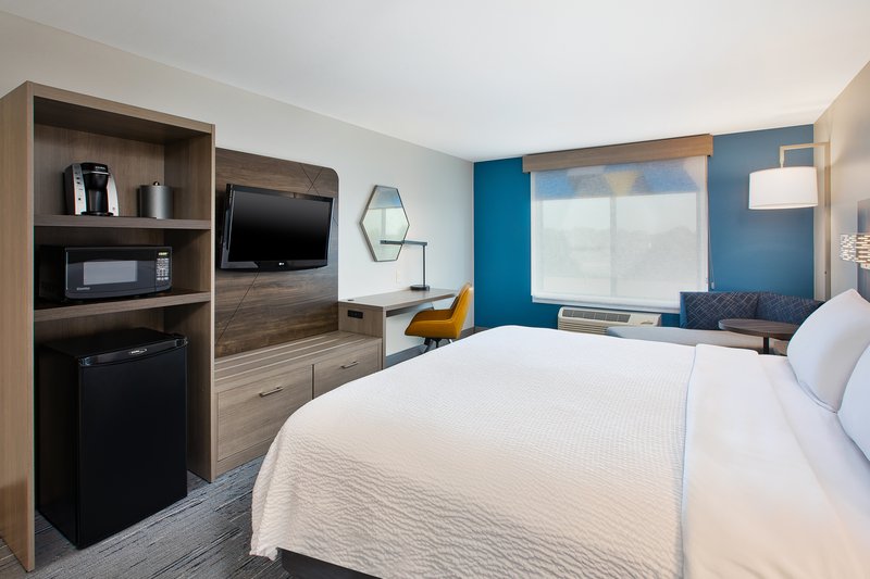 Holiday Inn Express and Suites Sioux Falls Southwest