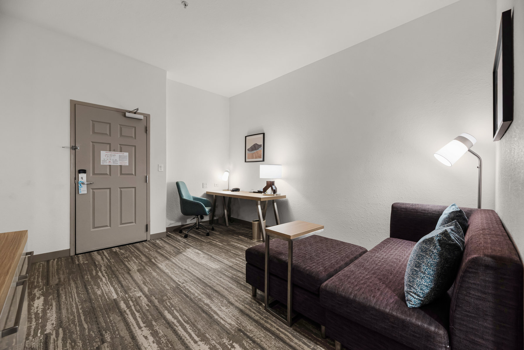 Hilton Garden Inn New Braunfels Room Type - 2 QN ACC JR STE RI SHWR