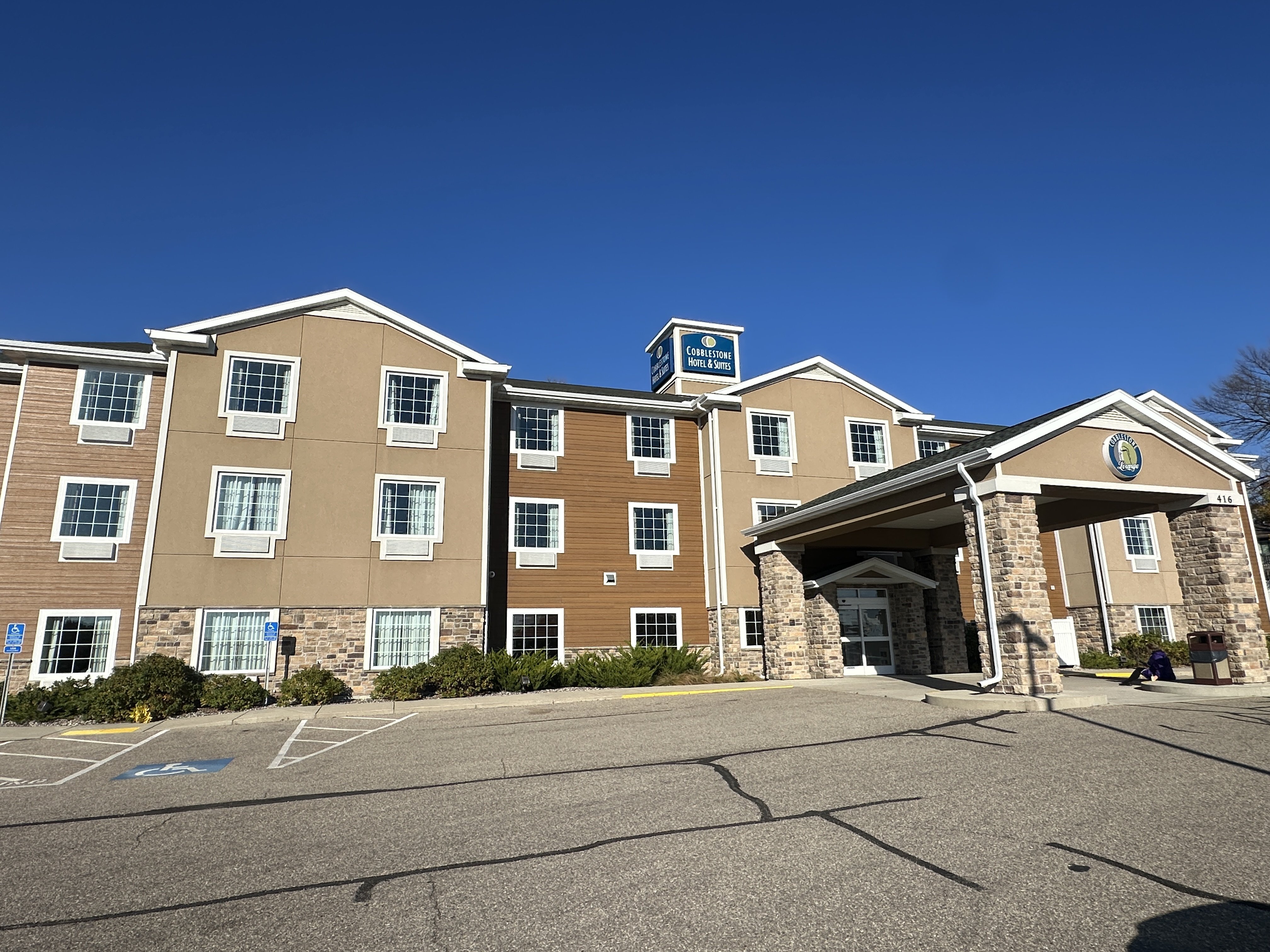 Cobblestone Hotel Hutchinson