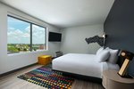 1 King Bed, Suite, 1 King