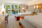 Guest room, 2 Queen, Garden view