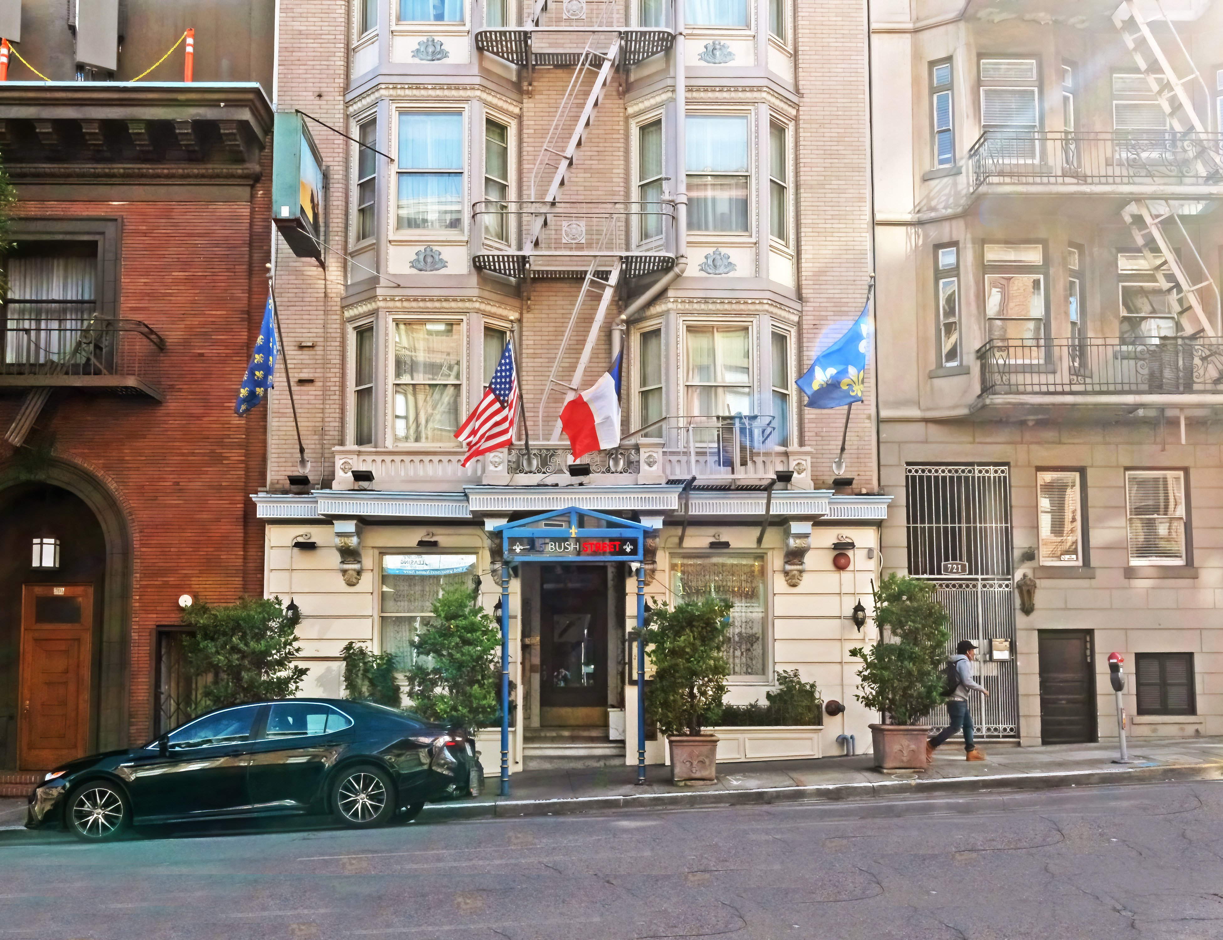 Cornell Hotel De France