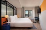 Aloft King Gran Via View, Guest room, 1 King, Gran Via view, Street view