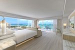 Junior Suite, 1 King, Sofa bed, Oceanfront