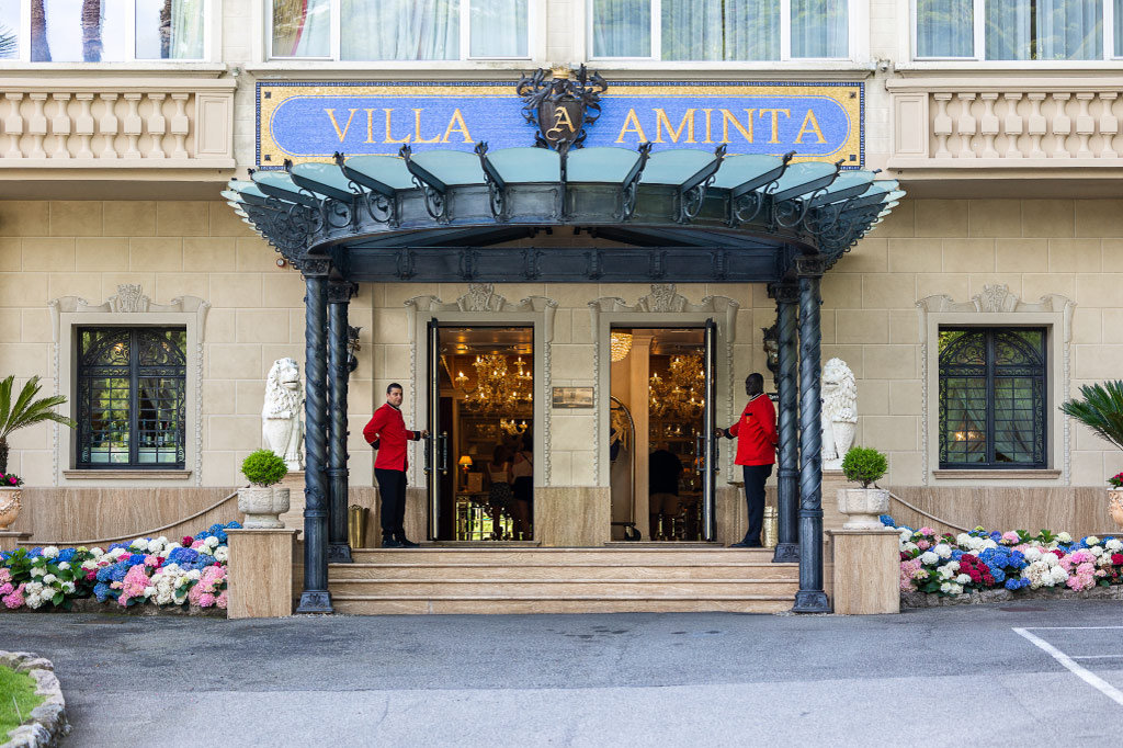Guest photo