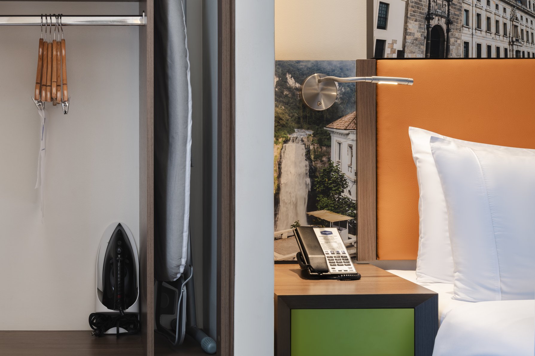Hampton by Hilton Bogota Airport Room Type - TWIN ROOM W  FRIDGE NS