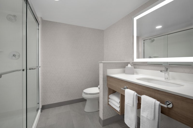Holiday Inn Express Baltimore – BWI Airport NE