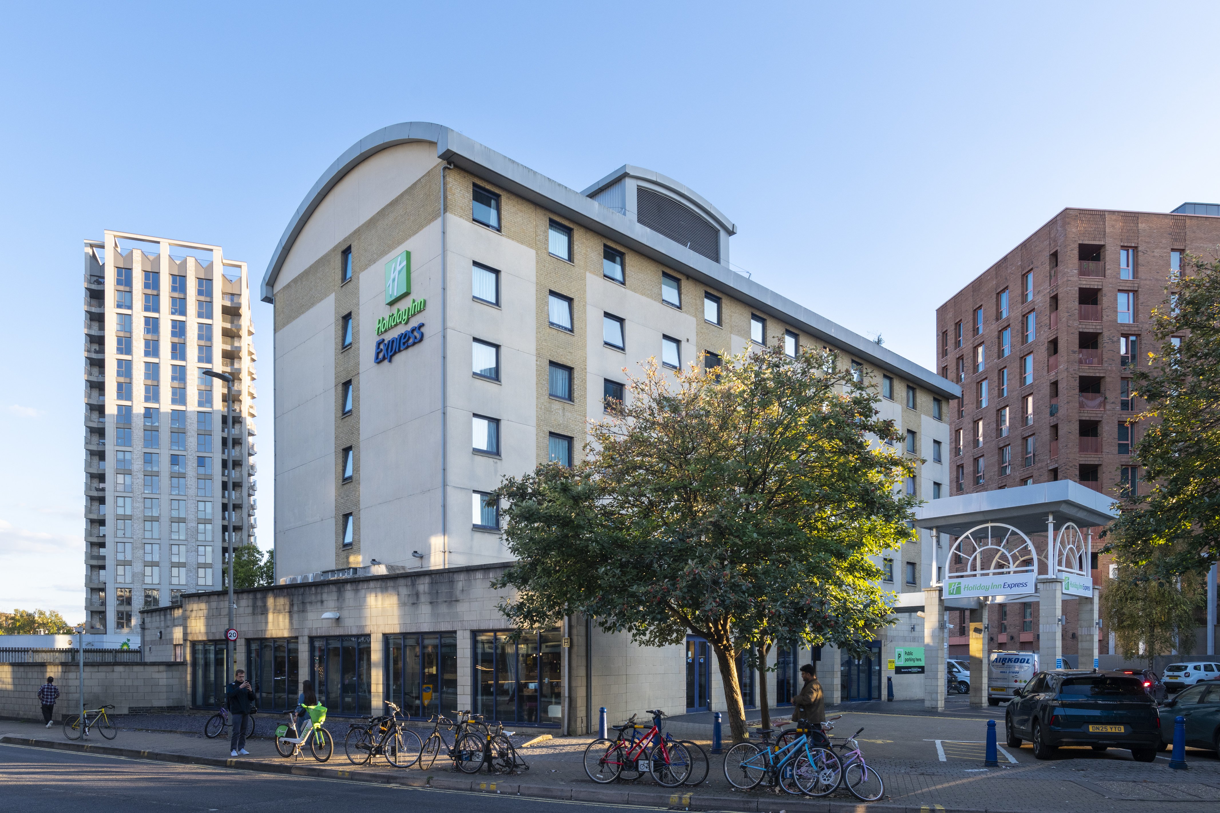 Holiday Inn Express Wandsworth