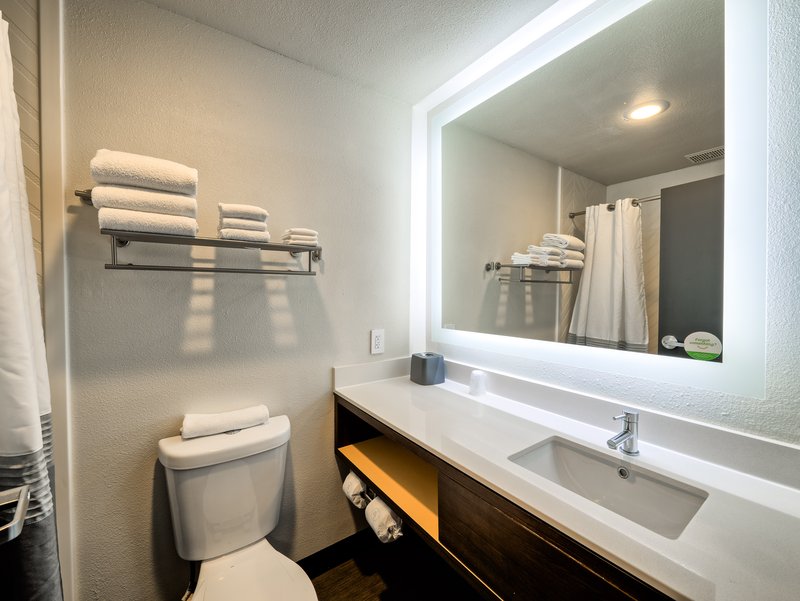 Candlewood Suites Tacoma Mall