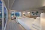 Junior Suite, 1 King, Sofa bed, Oceanfront