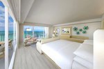 Junior Suite, 1 King, Sofa bed, Oceanfront