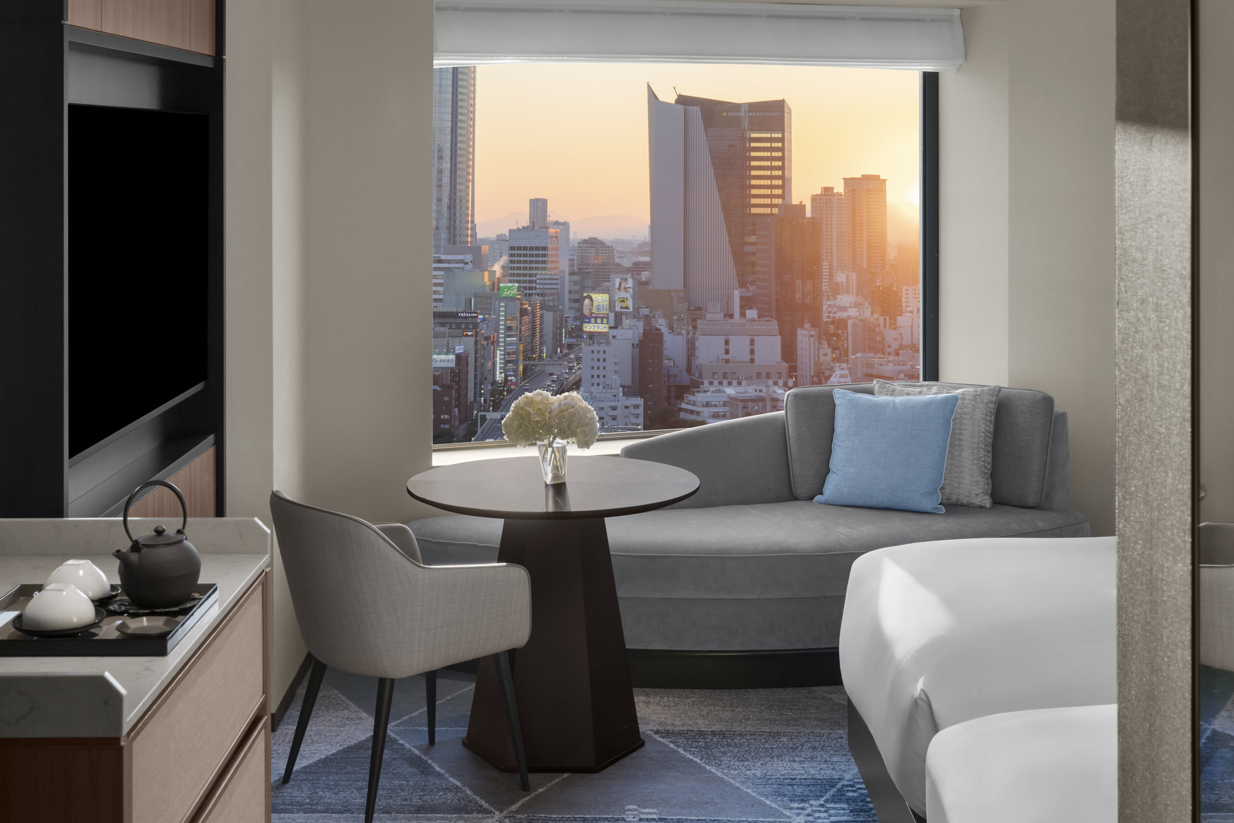 InterContinental Ana Tokyo Room Type - 2 Single Premium High Floor InterContinental Ana Tokyo Room Type - 2 Single Premium High Floor