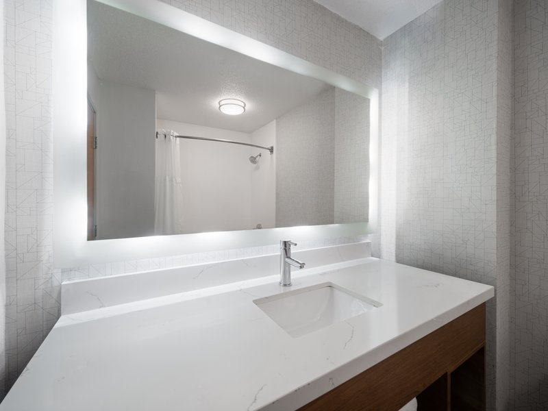 HOLIDAY INN EXPRESS GASTONIA