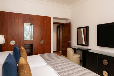 2 Bedroom Suite Twin Bedroom