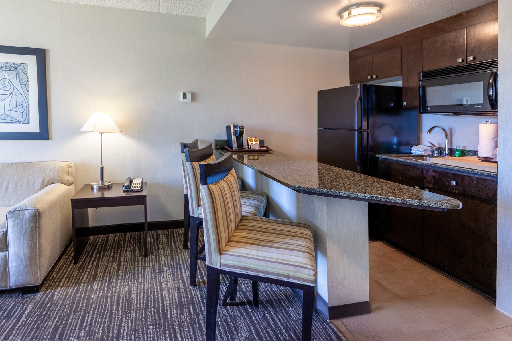 Holiday Inn Scottsdale North- Airpark Room Type - 2 Queen Beds 1 Bedroom Suite
