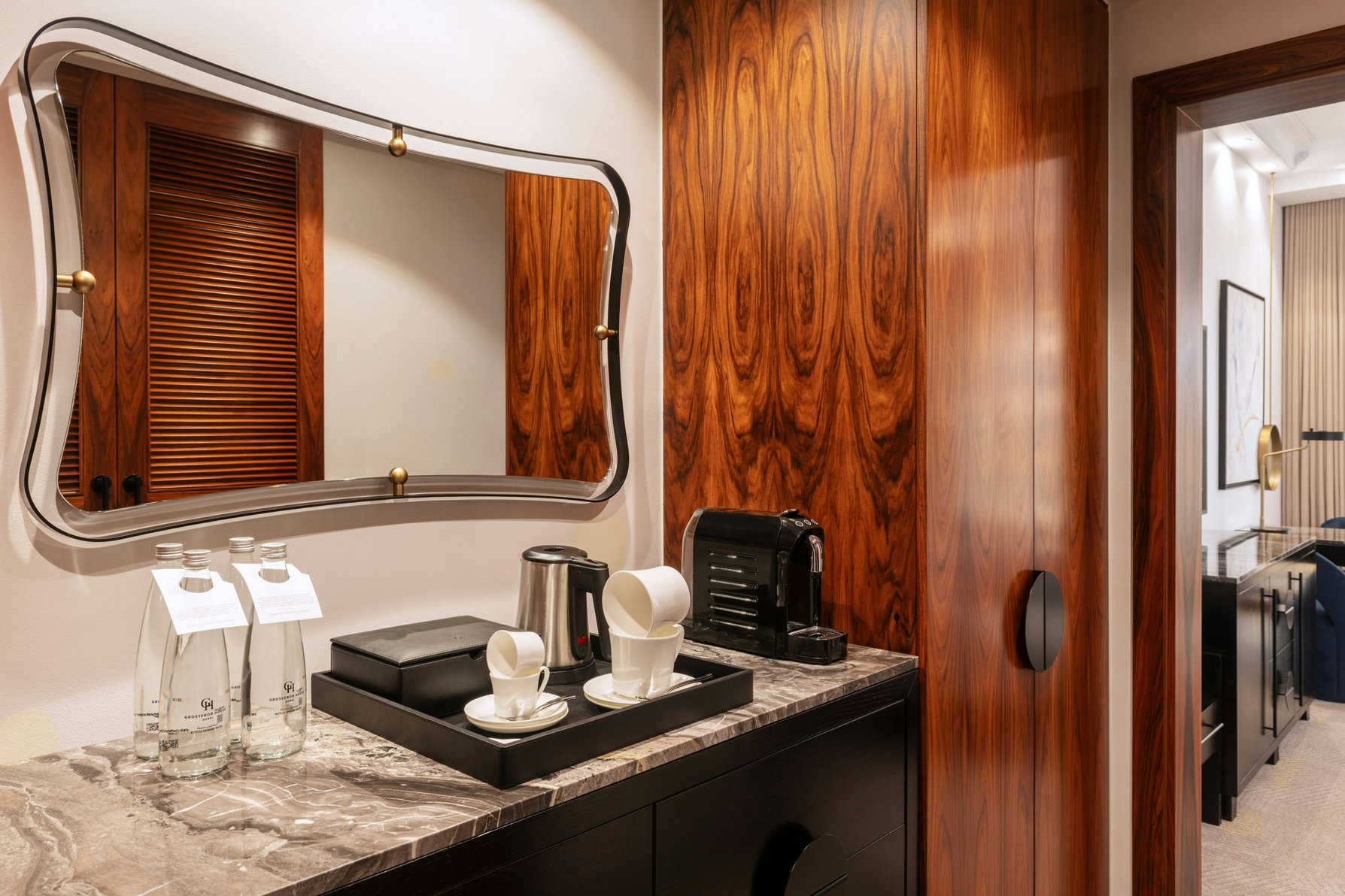Grosvenor House, a Luxury Collection Hotel, Dubai Room Type - Deluxe Room, Guest room,  Twin