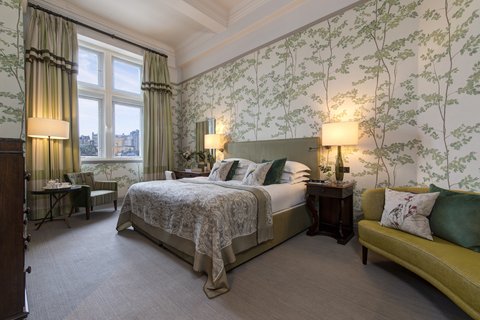 RFH The Balmoral - Classic Suite