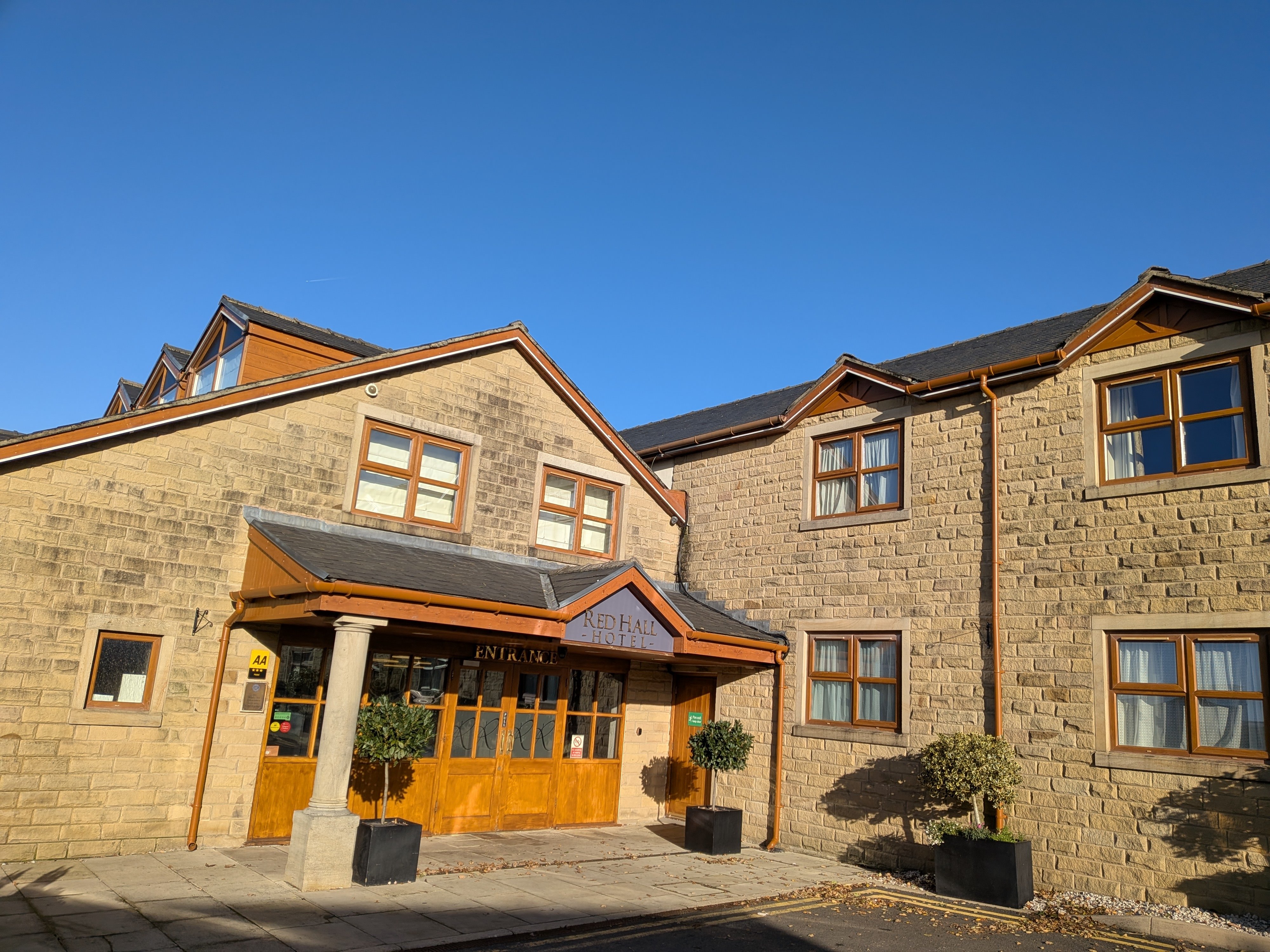 Red Hall Hotel