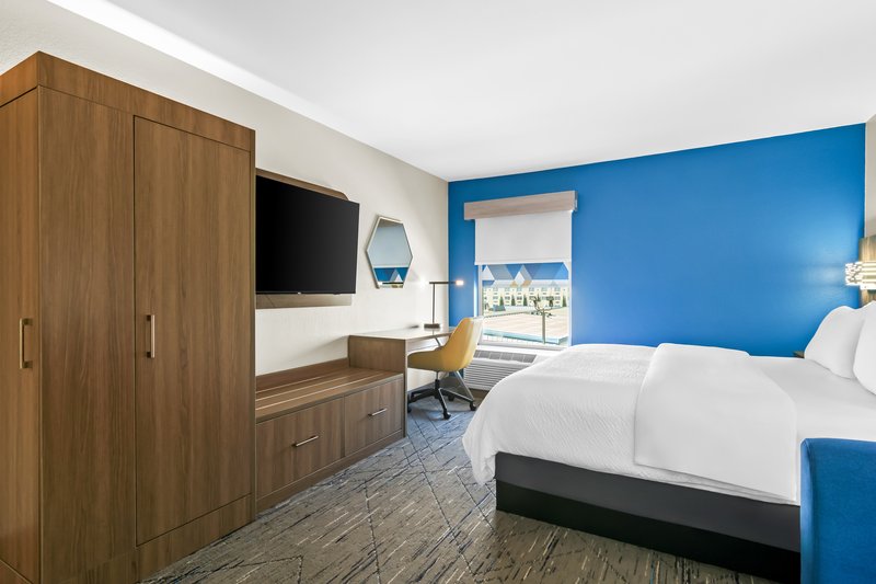 1 King Suite
