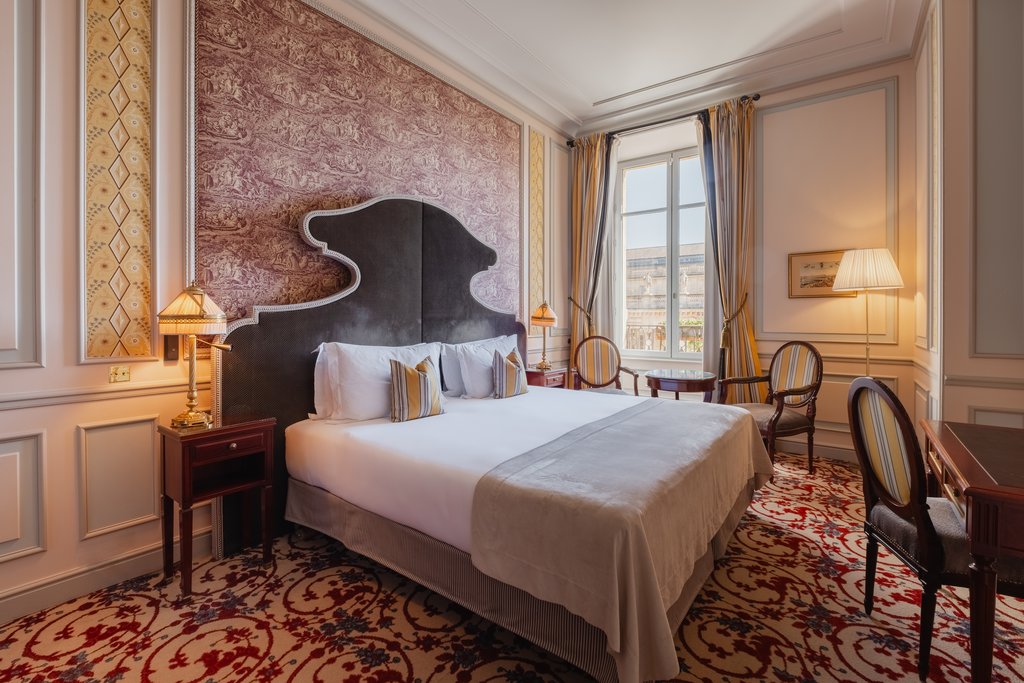 Guest photo